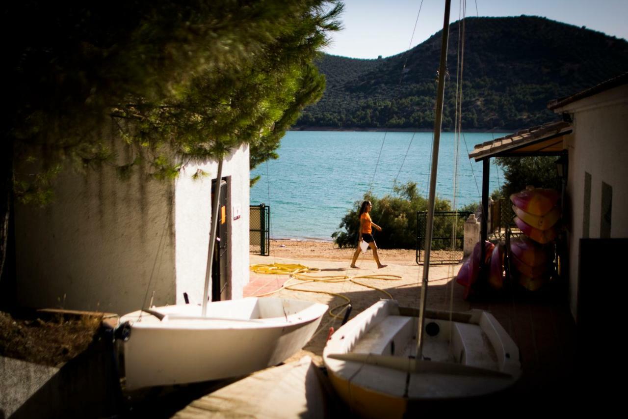Centro De Ocio Alua Casa Rural Iznajar Lago De Andalucia Екстер'єр фото